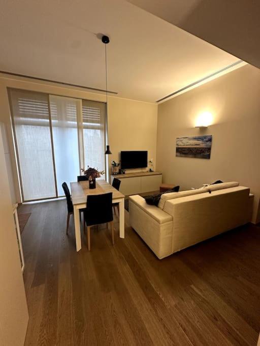 Open Space - Garden & Jacuzzi - Self Check-in