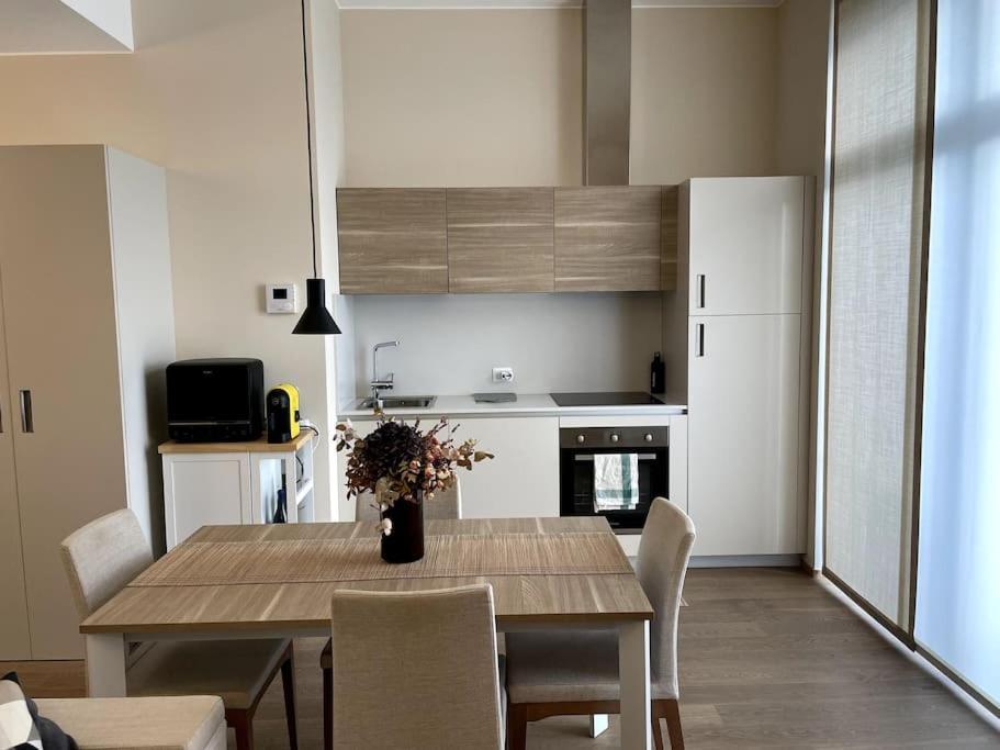 Apartment Open Space - Garden & Jacuzzi - Self Check-in